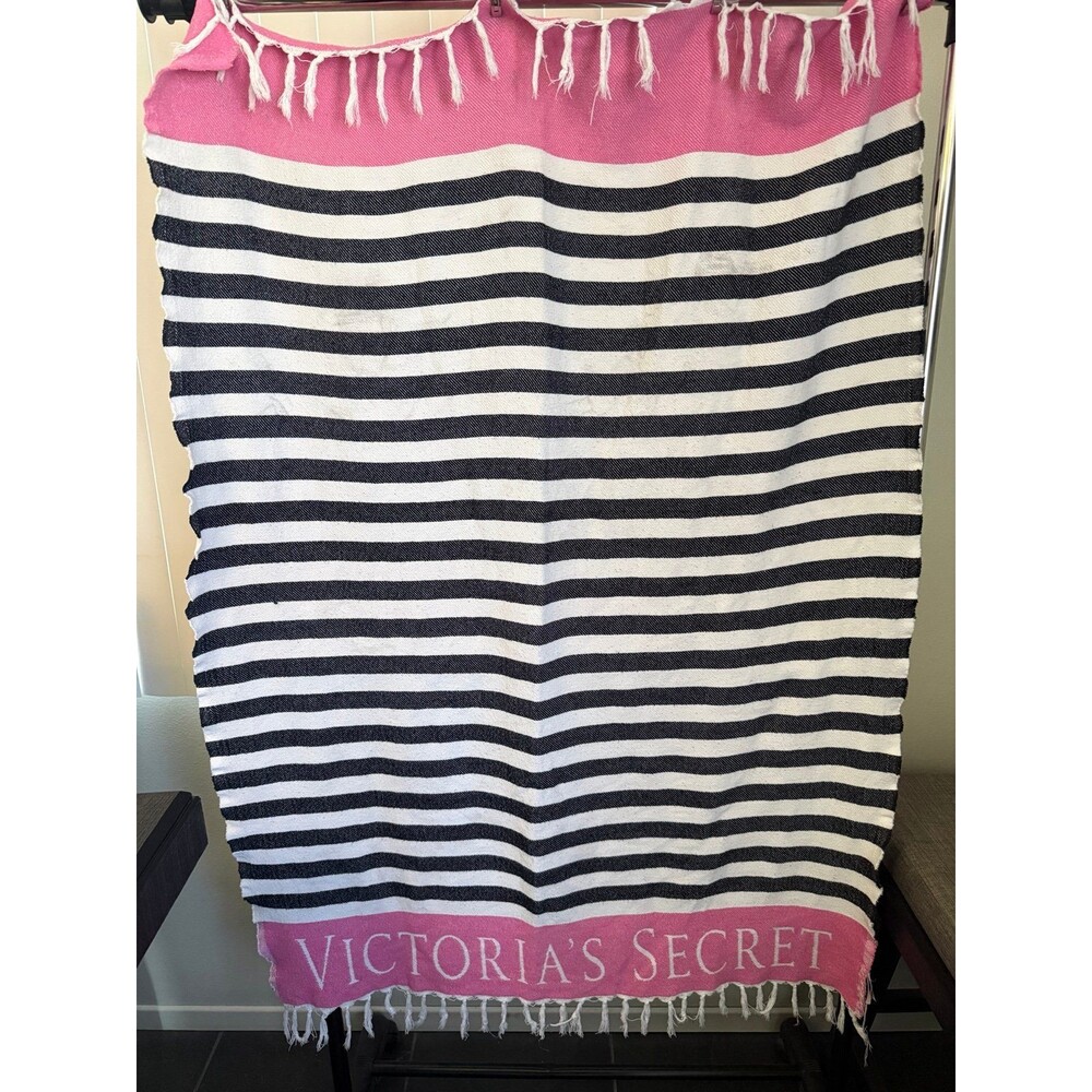 Victorias Secret Beach Blanket Throw Black/White/Pink Striped w/Logo 40X56